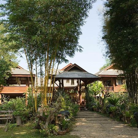 Hotel Khum Lanna Phrao Exterior foto