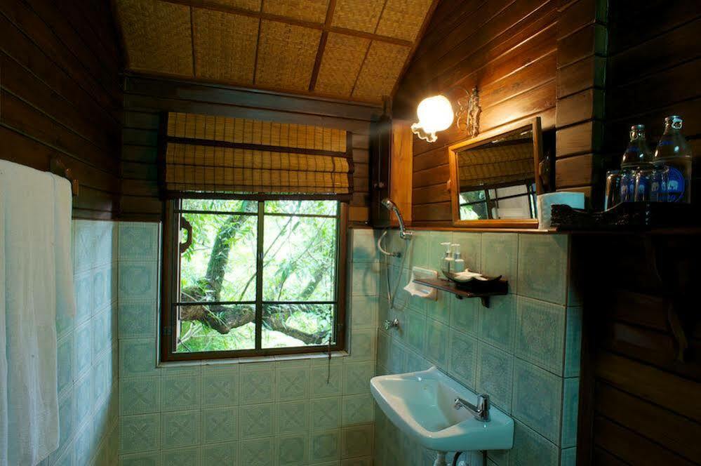 Hotel Khum Lanna Phrao Exterior foto
