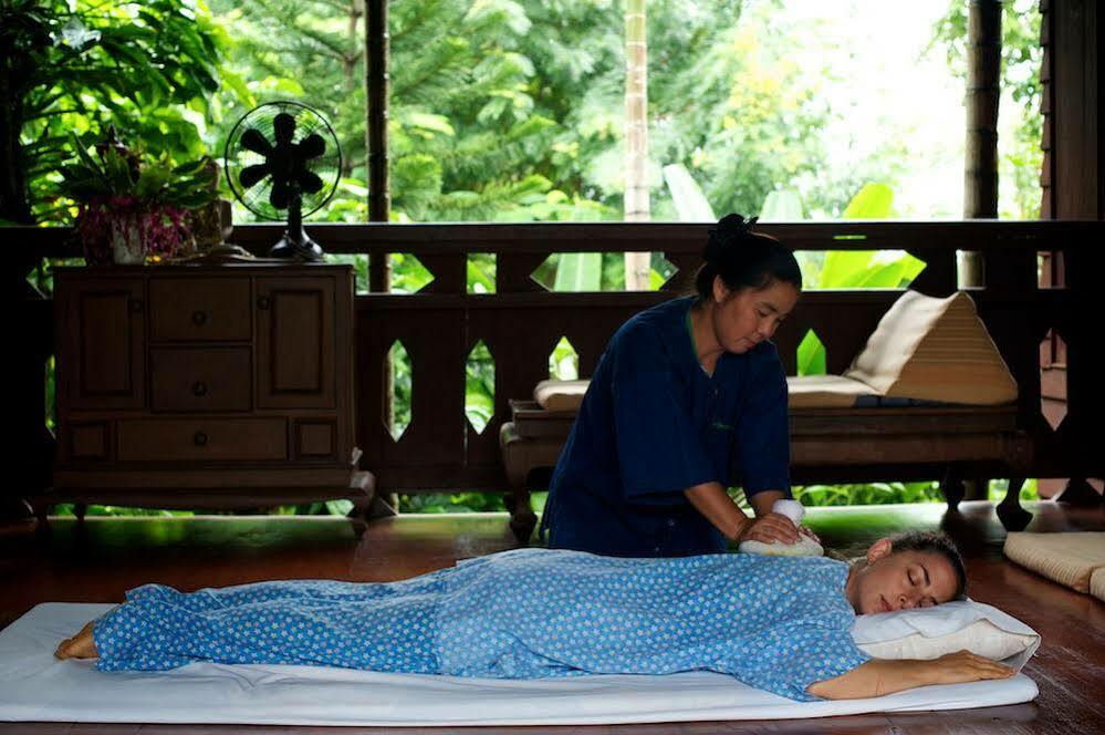 Hotel Khum Lanna Phrao Exterior foto