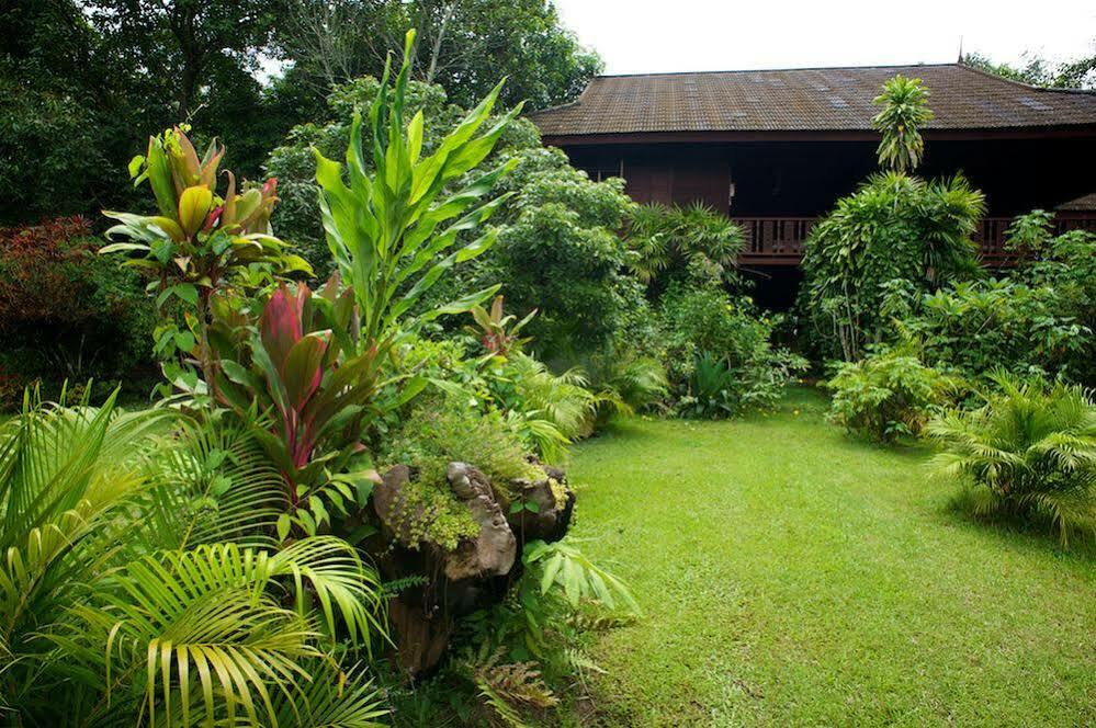Hotel Khum Lanna Phrao Exterior foto